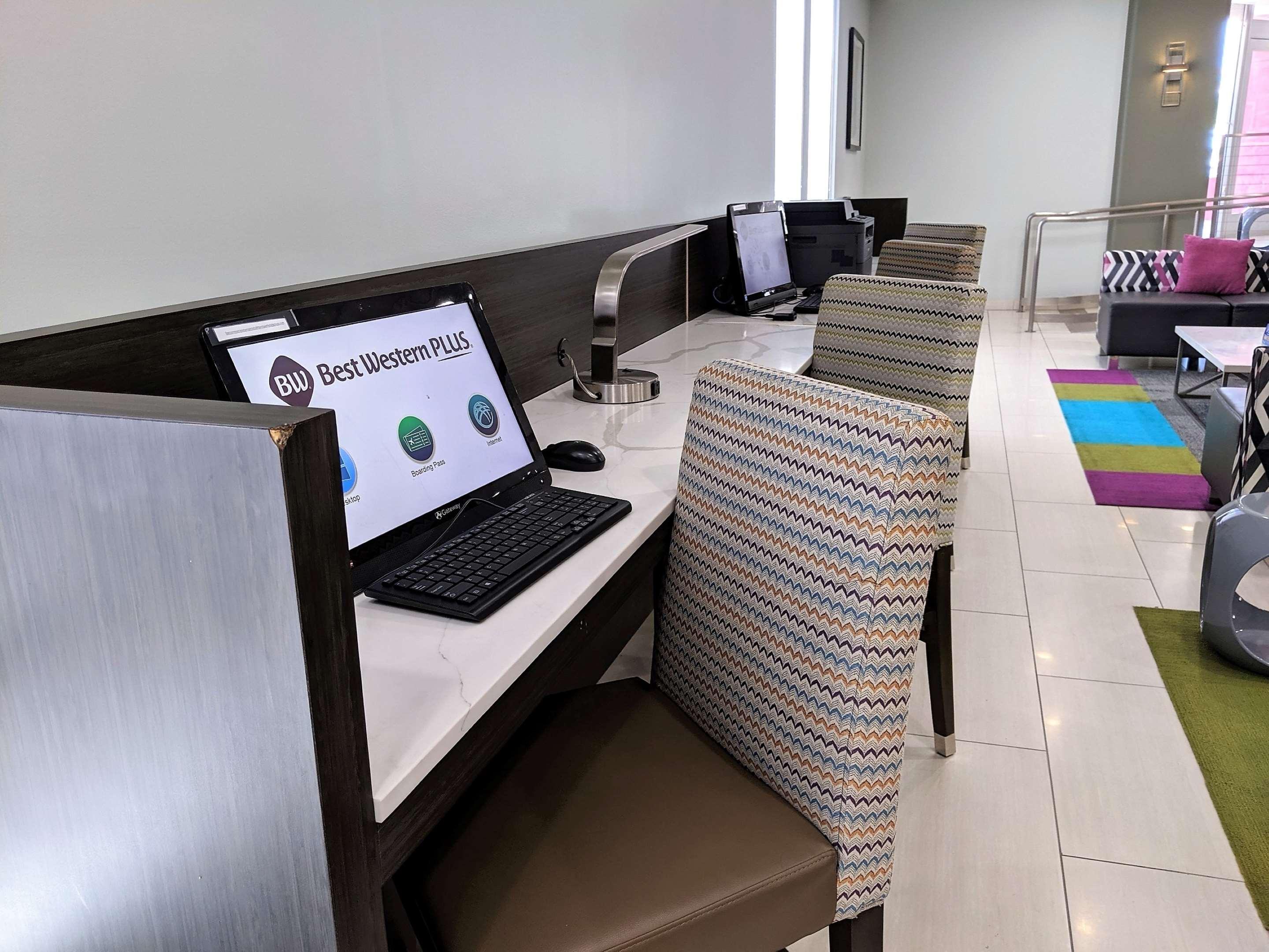 Best Western Plus Commerce Hotel Pico Rivera Ngoại thất bức ảnh