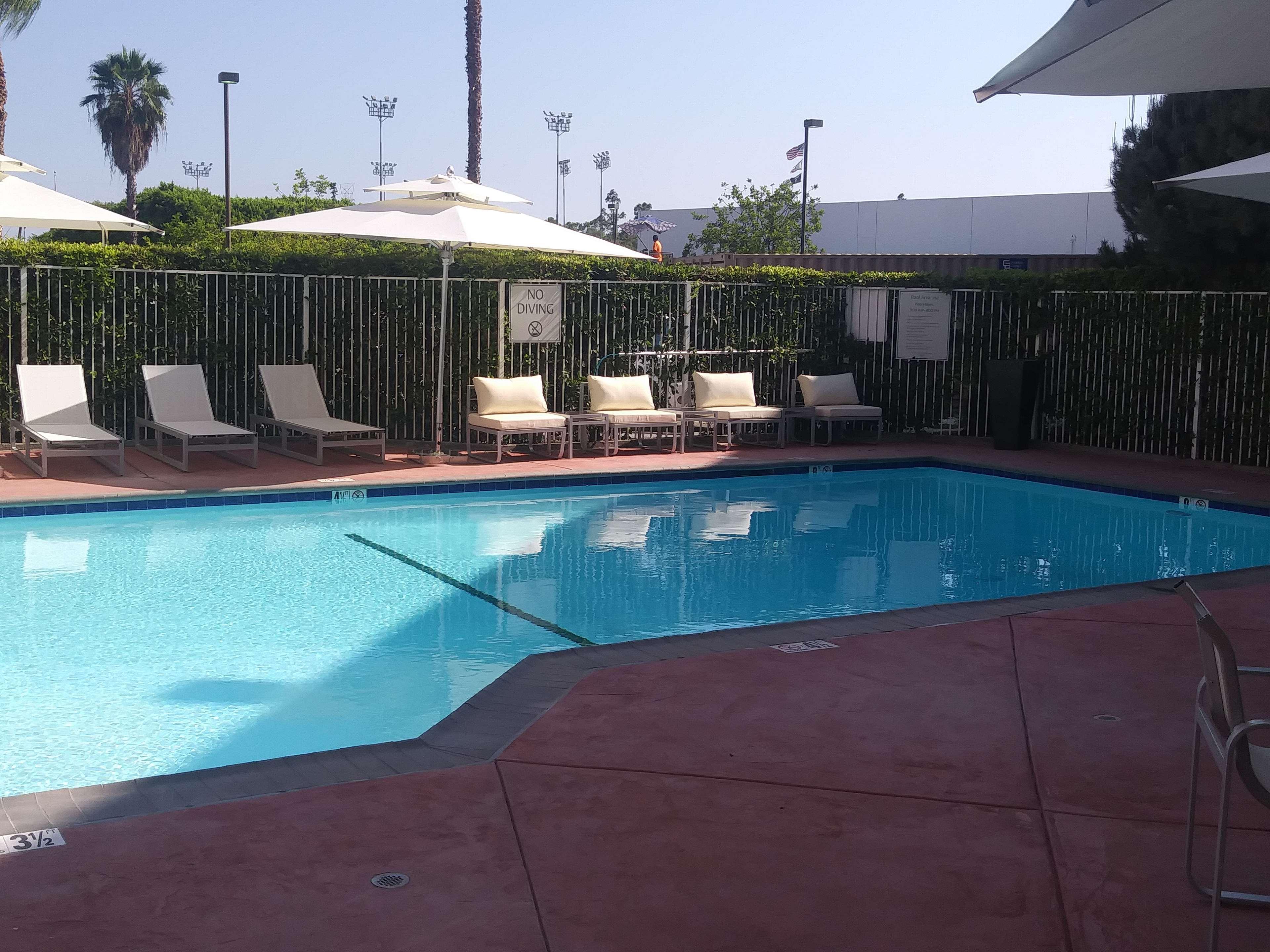 Best Western Plus Commerce Hotel Pico Rivera Ngoại thất bức ảnh