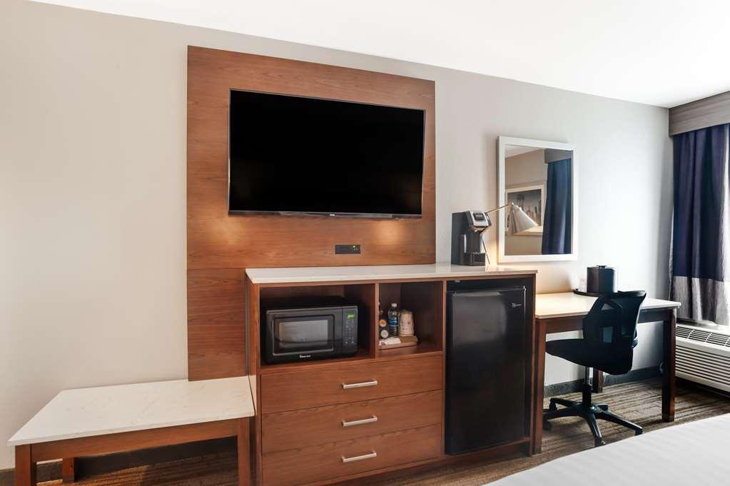 Best Western Plus Commerce Hotel Pico Rivera Phòng bức ảnh