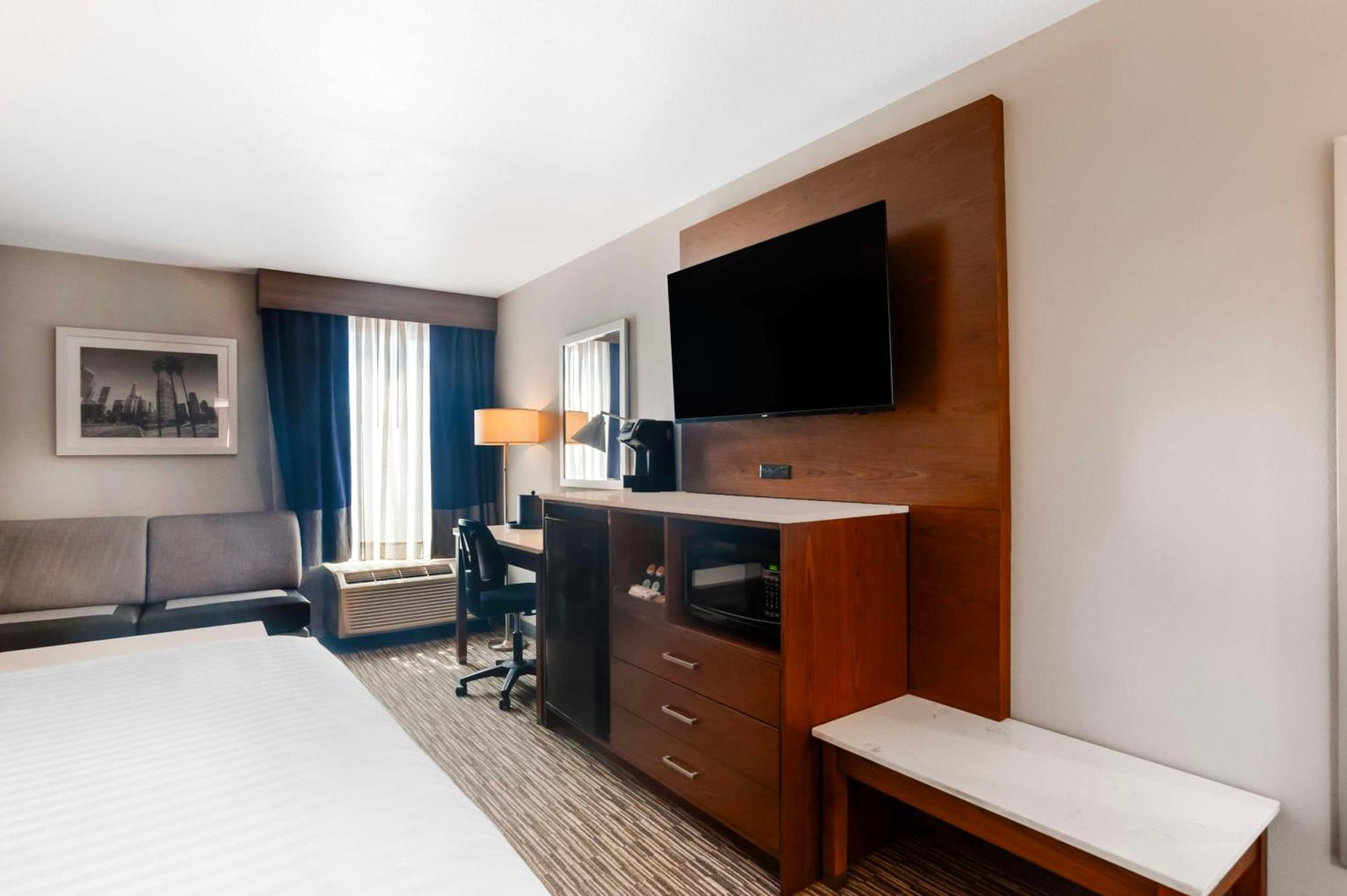 Best Western Plus Commerce Hotel Pico Rivera Ngoại thất bức ảnh