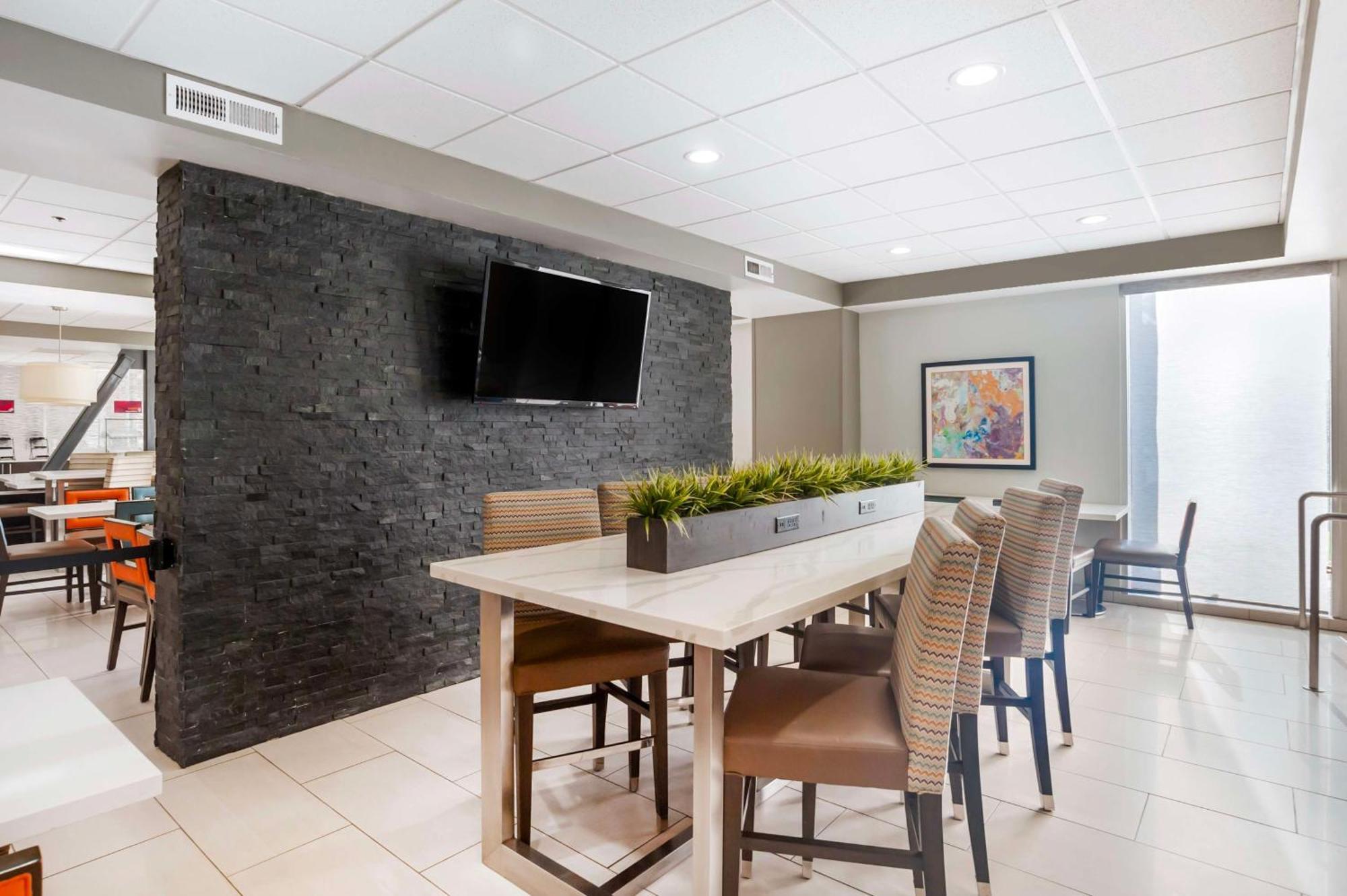 Best Western Plus Commerce Hotel Pico Rivera Ngoại thất bức ảnh