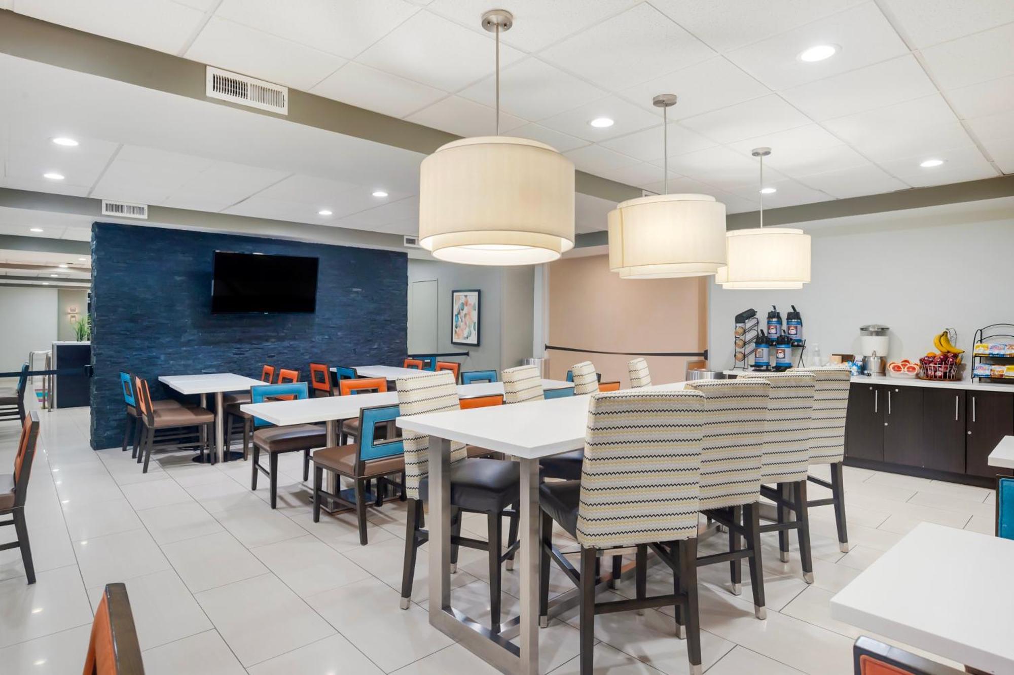 Best Western Plus Commerce Hotel Pico Rivera Ngoại thất bức ảnh