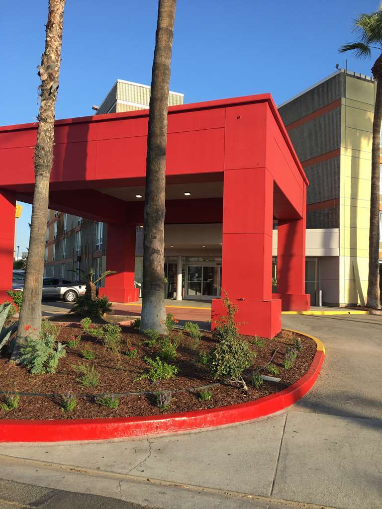 Best Western Plus Commerce Hotel Pico Rivera Ngoại thất bức ảnh